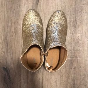 Gold glitter ankle boots